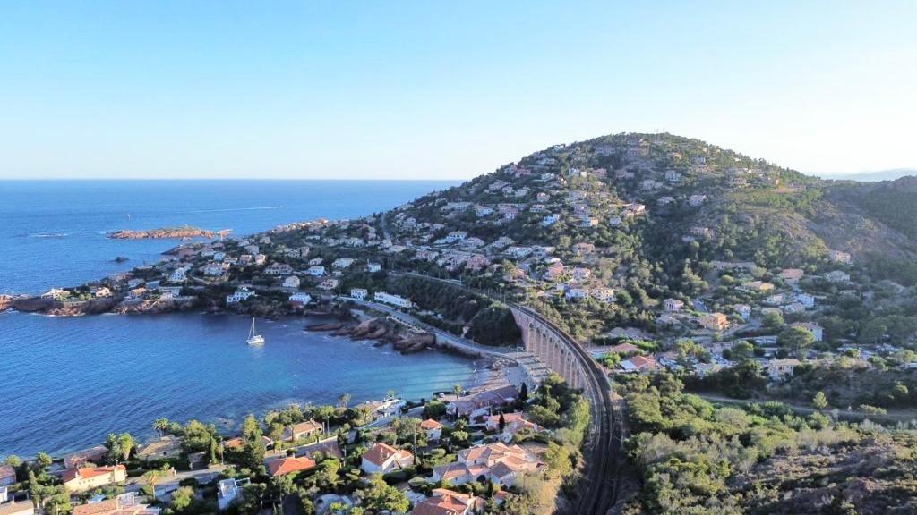 La Belle Vue-Charming Duplex Apartment With Sea View, 50 Meters From Beach And Private Parking Saint-Raphaël 외부 사진
